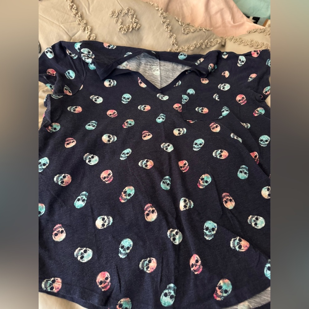 Torrid size 2 navy v neck